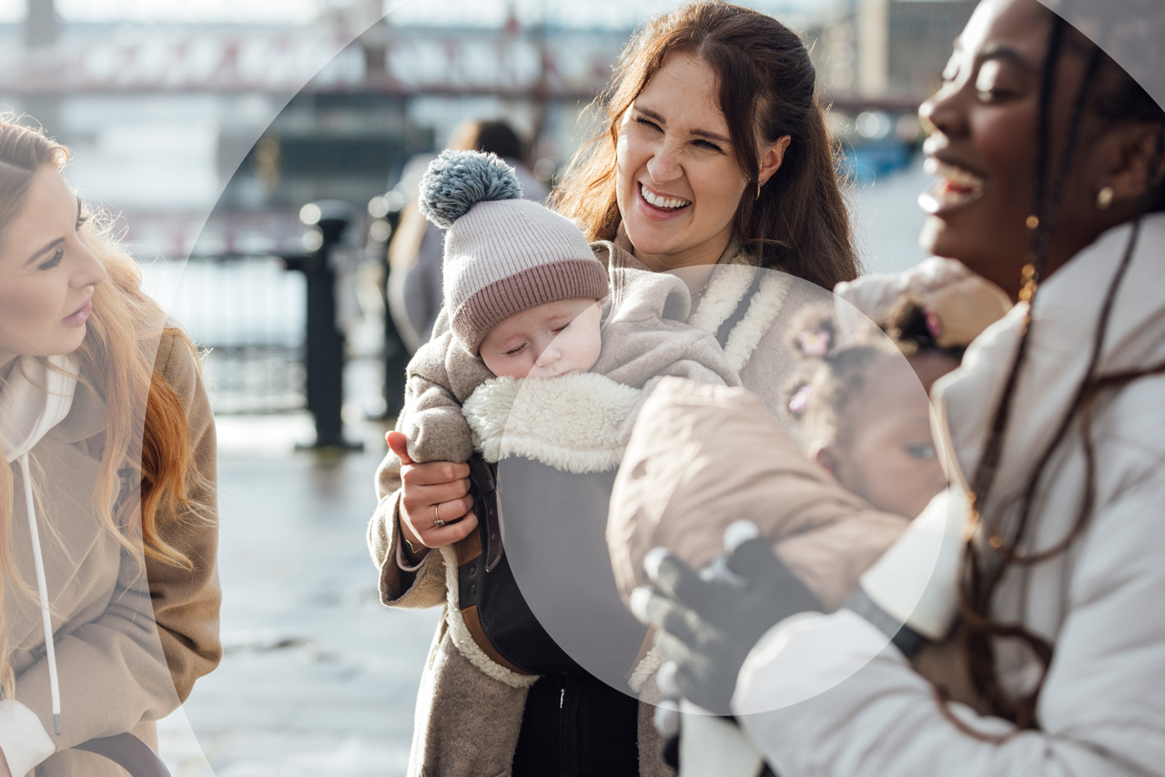 Busylizzy Mums Chatting