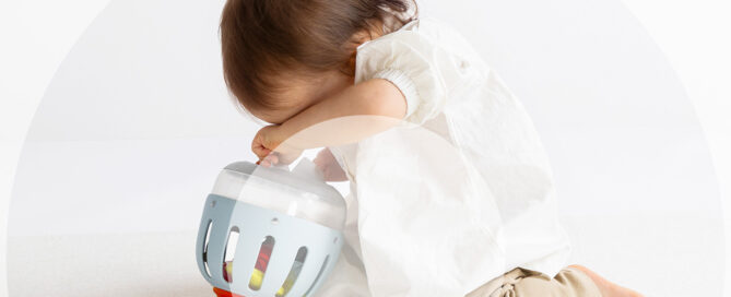 baby using toy
